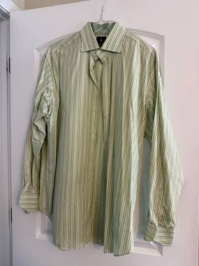 Men's Light Green Striped Dress Shirt - Classic Button-Up